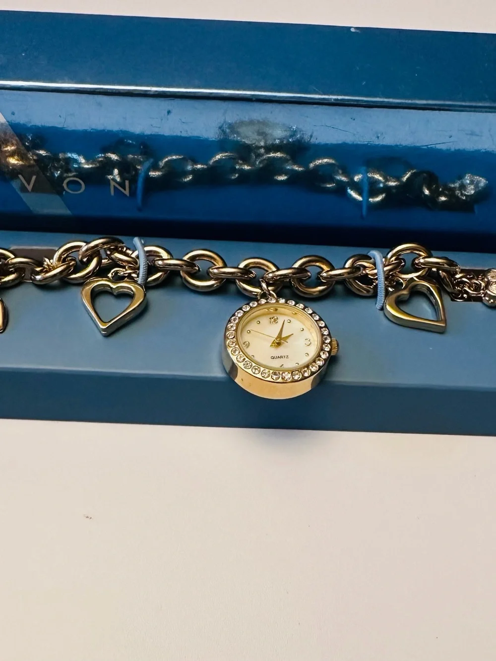 Vintage 2005 Y2K Charming Heart AVON Bracelet Watch NEW in BOX